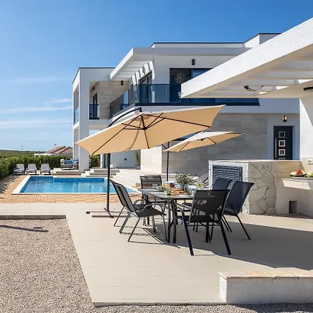 Apartment Luxury Balaton With Private Pool *